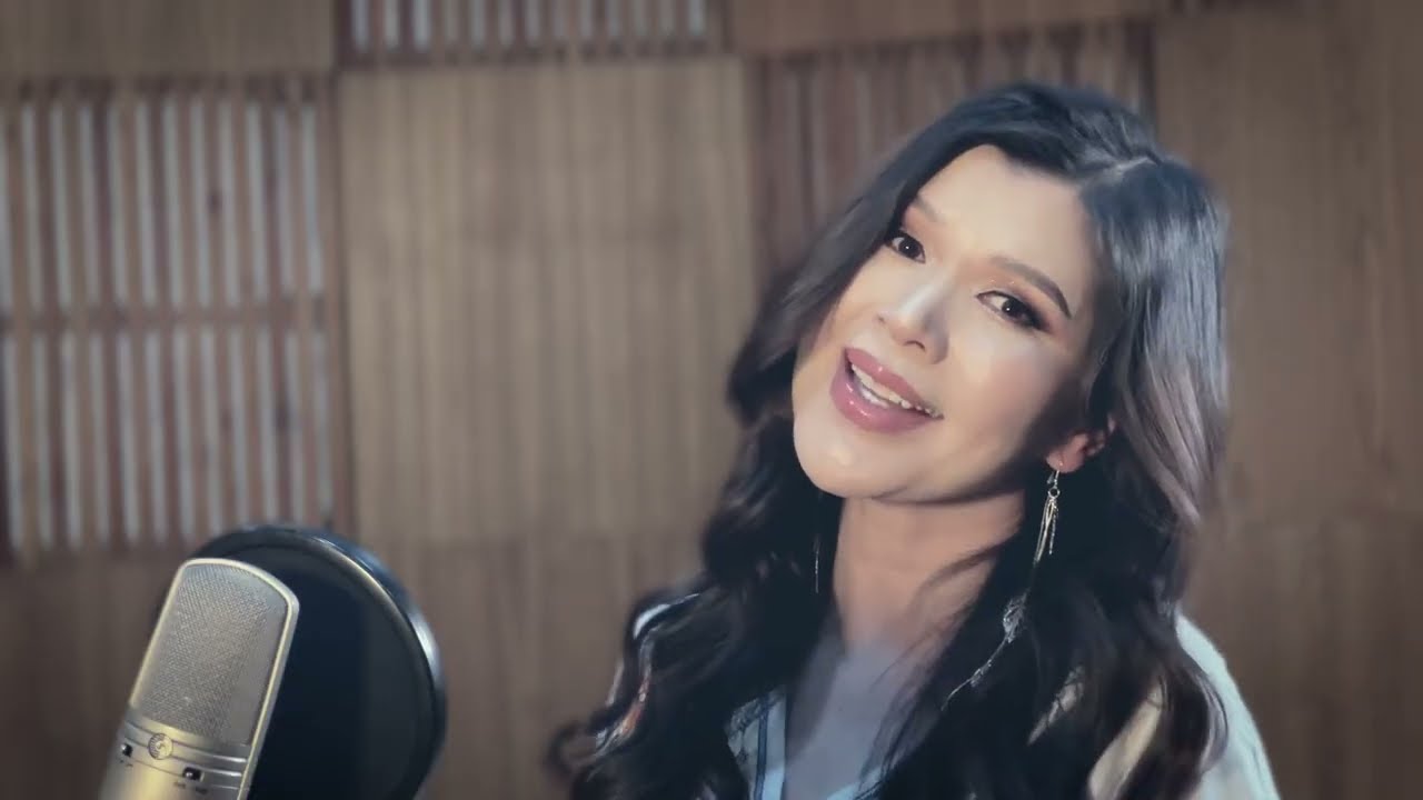 Dashchanrav & Oyuka - Chi hairaa (Al Bano & Romina Power Cover) Mongolian language version