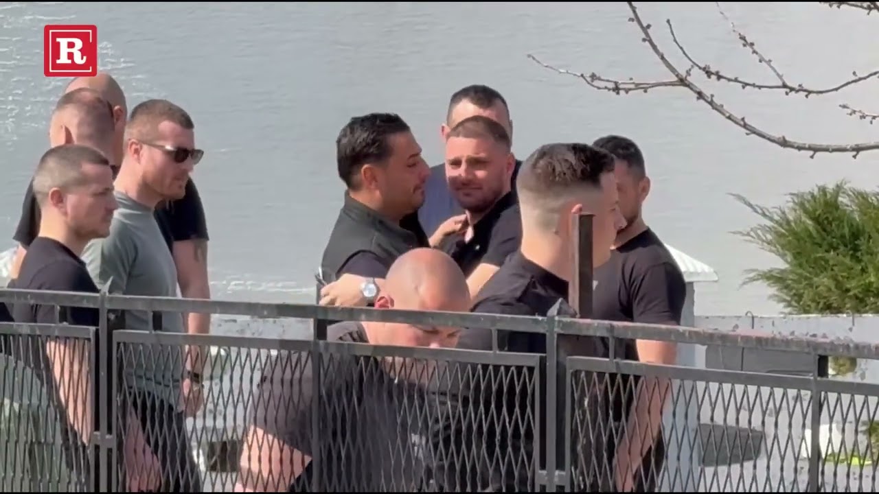 Darko Lazić se vratio u porodičnu kuću, doneo um*licu brata Dragana