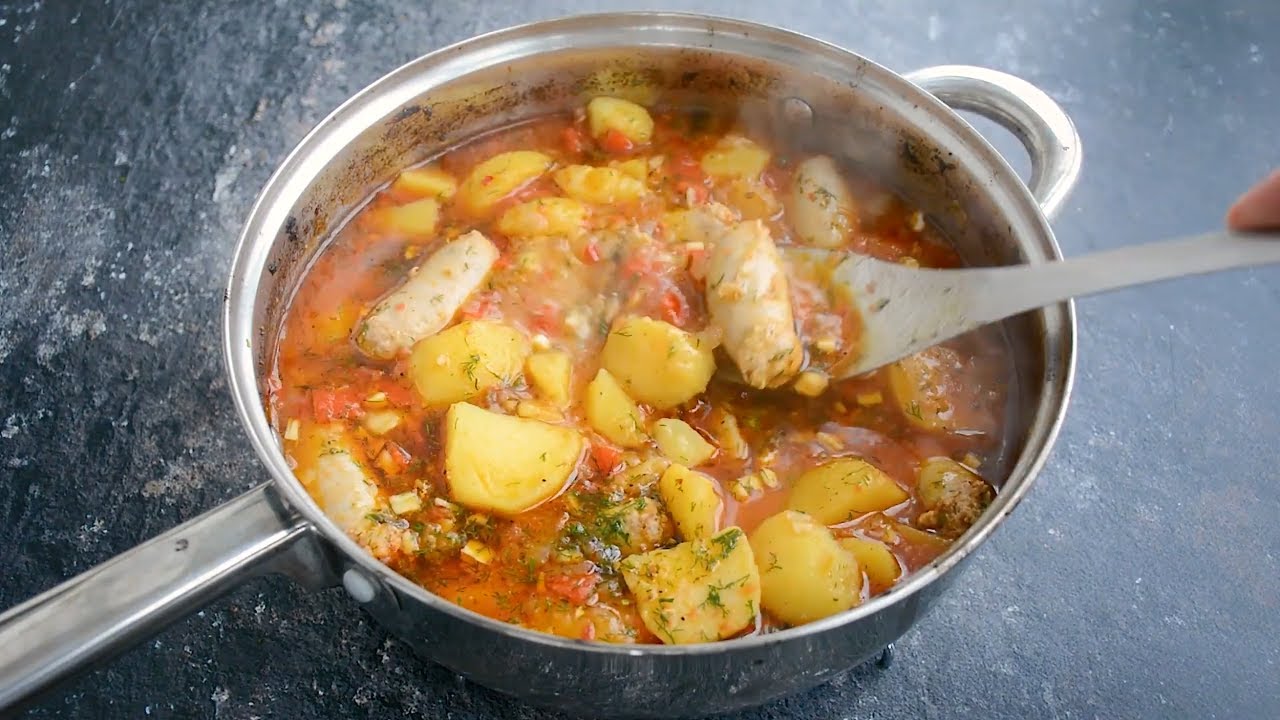 Картофельная тушенка с сосисками - простой и вкусный рецепт