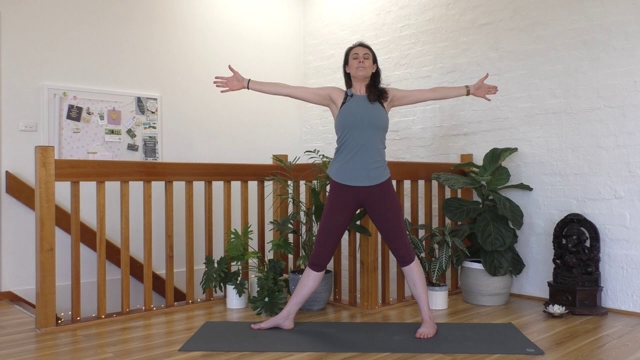 Triangle Pose for Beginners I Finding Stability & Strength in Trikonasana I Jessica Dewar Yoga