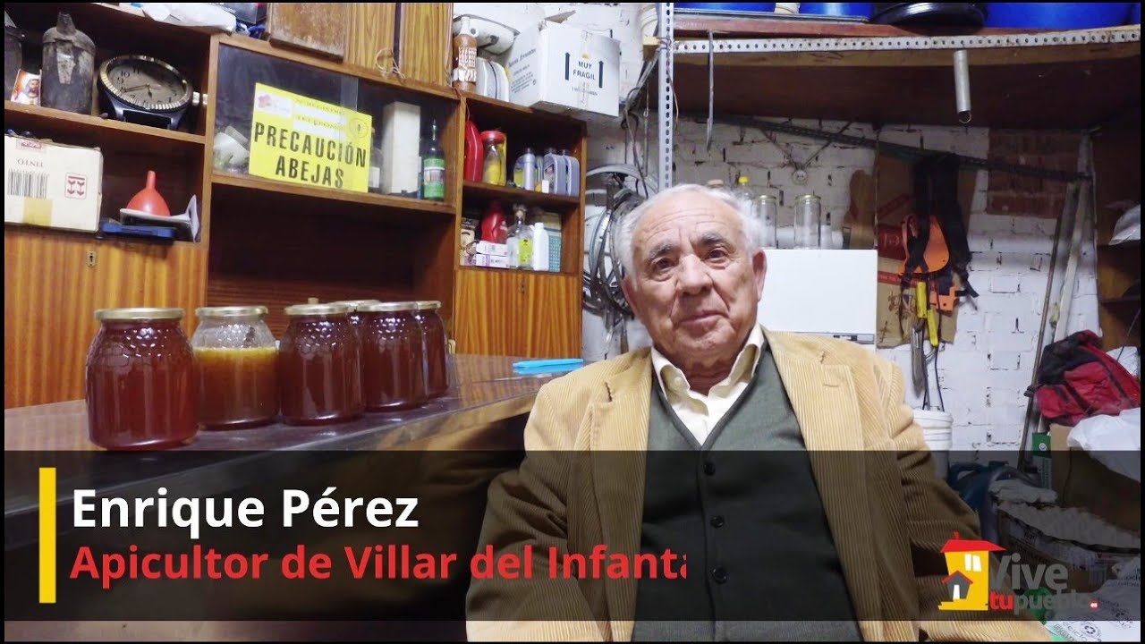 Enrique Pérez. Apicultor y vecino de Villar del Infantado (Cuenca)
