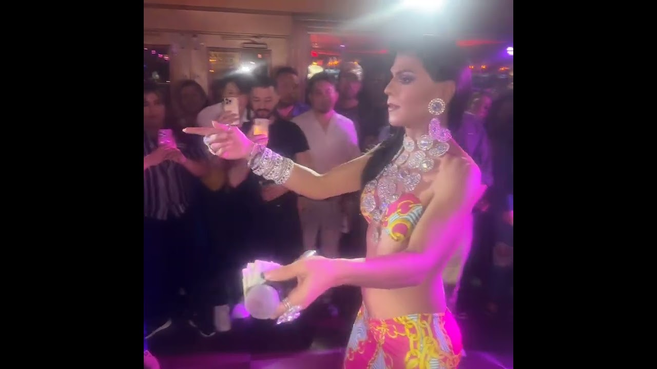 Showtime @myriamhernandezoficial