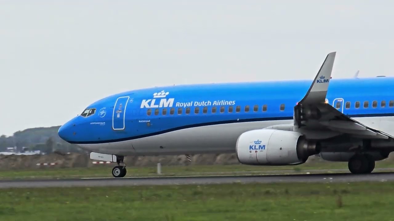 KLM Boeing 737-900 (PH-BXR) Takeoff From Amsterdam To Oslo ✈️