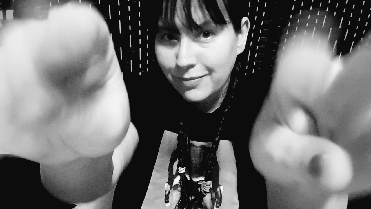 #ASMR VERY FAST Hand Movements / Hand Sounds - IN YOUR FACE ! #asmrlofi #asmrtingles