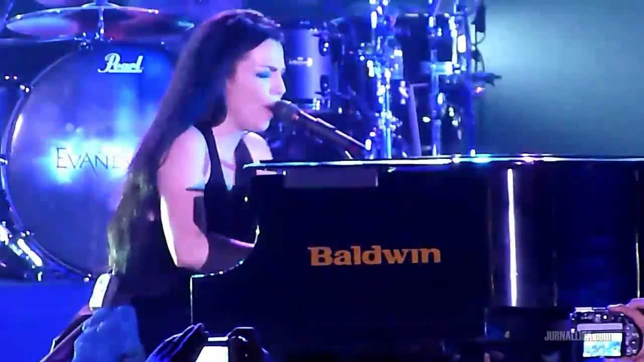 Evanescence - My Heart Is Broken (Live in Jakarta, 25 February 2012)