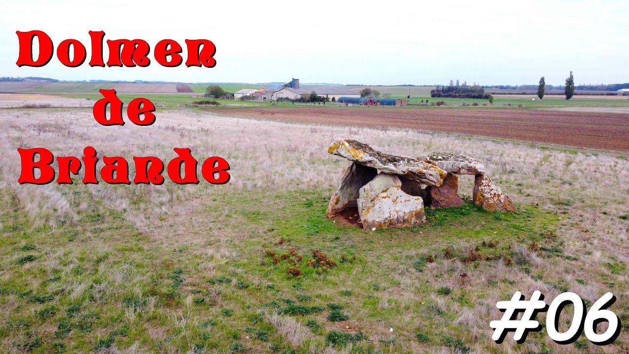 #06 Dolmen de Briande, Arçay (Vienne)