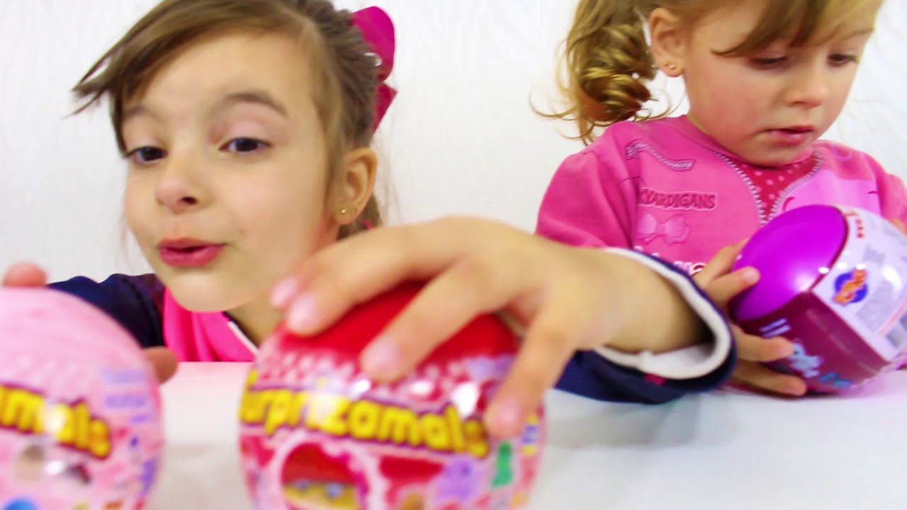 LAURINHA BRINCANDO DE CASINHA - Jéssica Godar e Laurinha e Helena