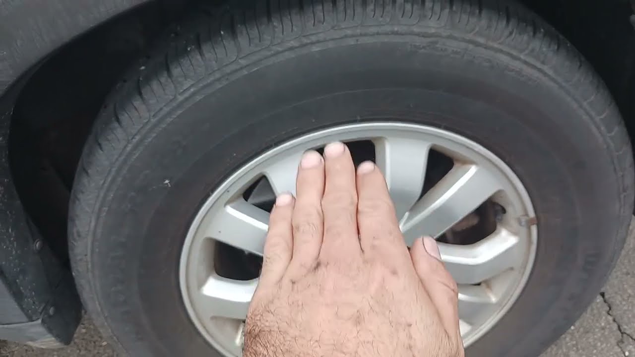 2006 HONDA CRV VIBRACIÓN EN LA PARTE TRASERA AL TORNAR EN UN STOP O AL SALIR DEL ESTACIONAMIENTO.