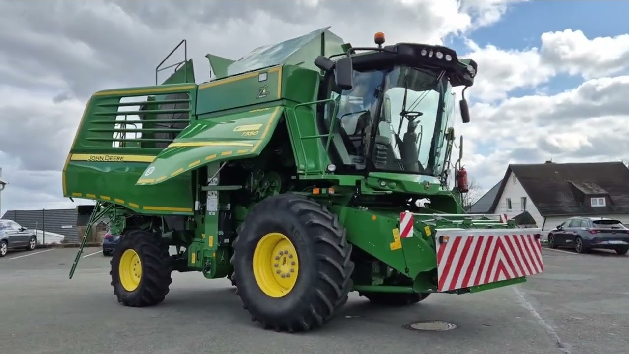 Gebrauchter John Deere Mähdrescher T550 HillMaster