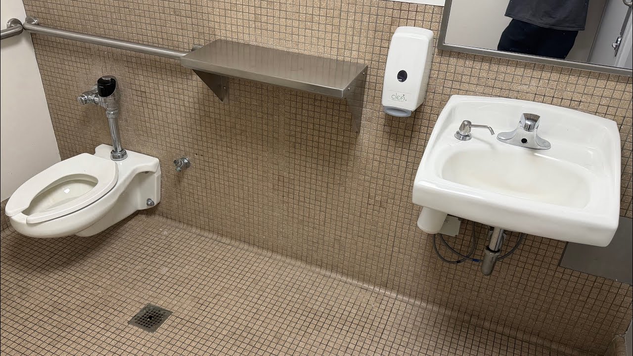 USC Annenberg School Unisex Restroom’s Full Shoot!