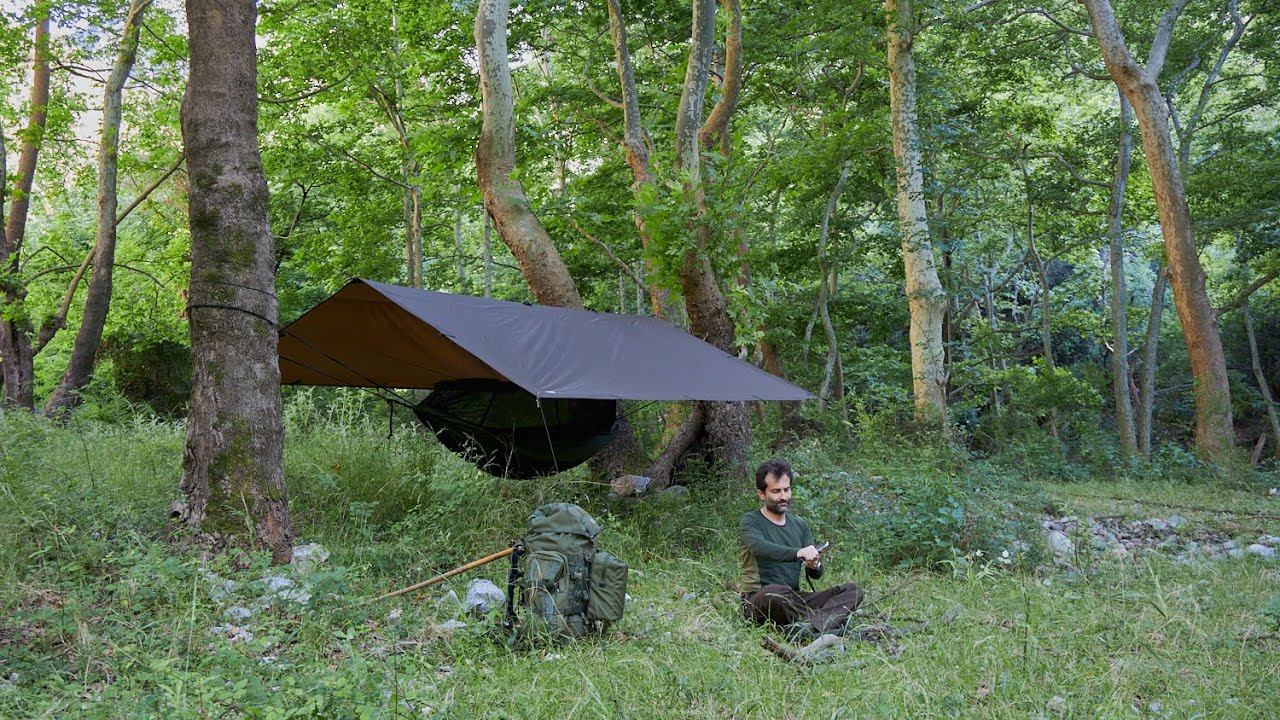 Solo Camping by the River and Sycamore Forest-Bushcraft, Water Filtration and Sterilization...