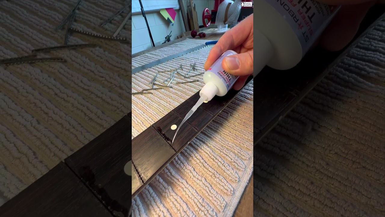Starbond THIN Super Glue