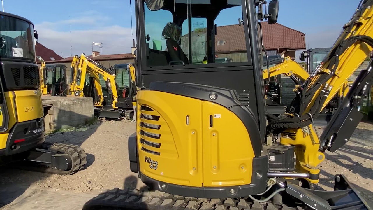 Porównanie wyposażenia Yanmar Vio33 i Vio38
