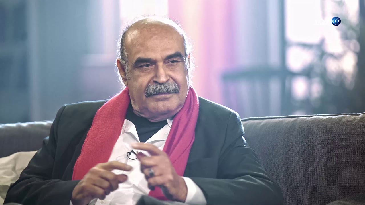 الشاعر قاسم حداد يكشف سر تغيير إسمه من «جاسم» إلى «قاسم»
