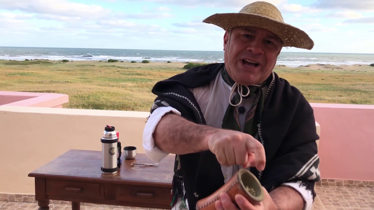 Cómo Cebar (preparar) un Mate