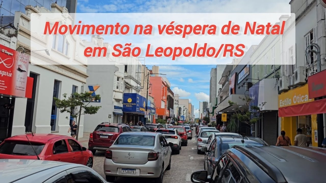Movimento na véspera de Natal no centro de São Leopoldo/RS #saoleopoldo #natal 