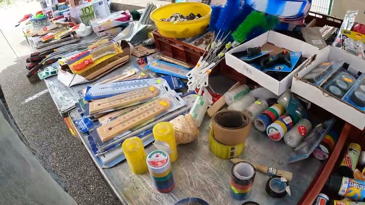 Van de regen in de drup en we bezoeken een Brocante 😂 @2023#112