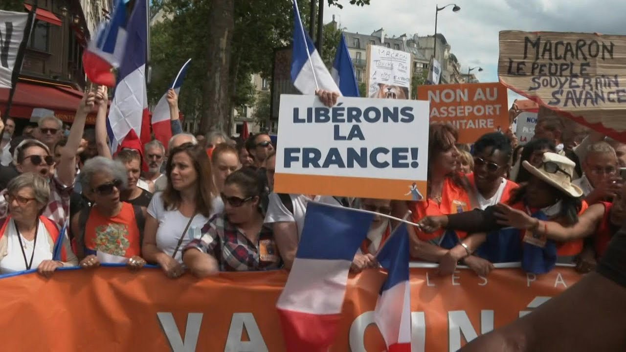 Paris : manifestation contre le pass sanitaire pour le 3e samedi consécutif | AFP