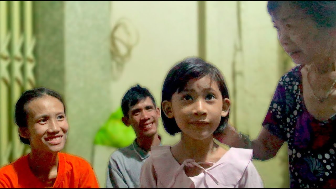 Can we send her to school? Saigon alley life.