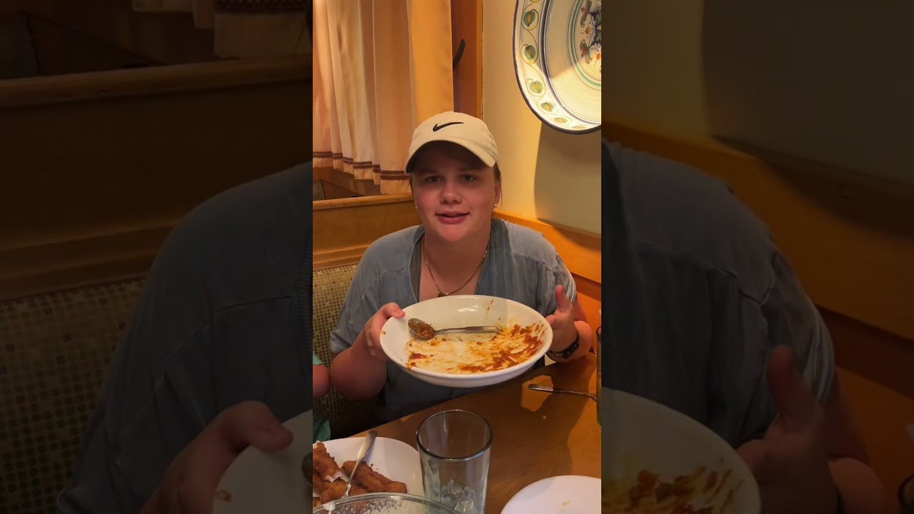 the never ending pasta bowl challenge at Olive Garden🍝 #olivegarden #endlesspasta #foodchallenge