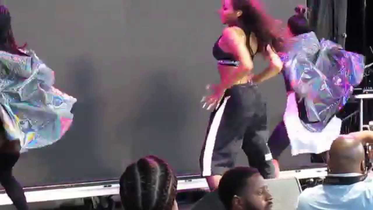 Tinashe 