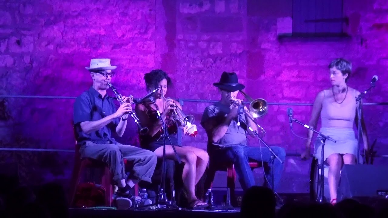 TUBA SKINNY 