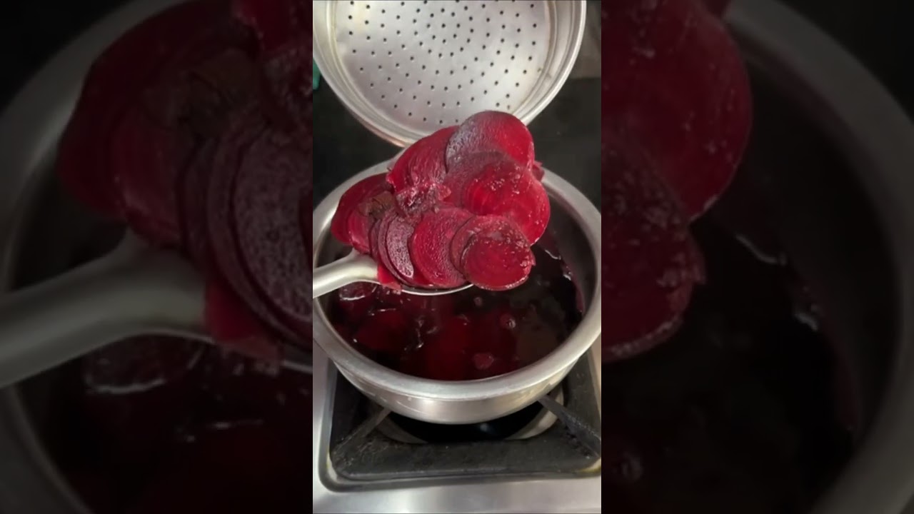 Homemade Beetroot chips #tasty #beetrootchips #beetrootrecipe  #snacks #recipe #snackitem #evening