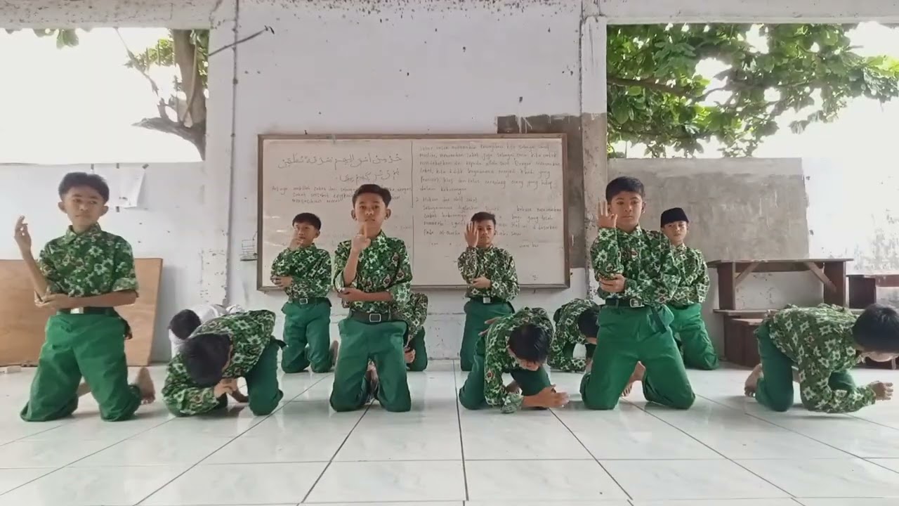Guru Kreatif - Part 4 Latihan Hadrah Siswa Kelas 7 MTs Sila (Kamis, 15 Januari 2026)