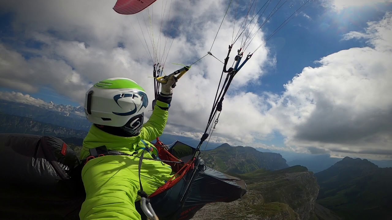 Paragliding vom Weissenstein zum Thuner und Vierwaldstättersee