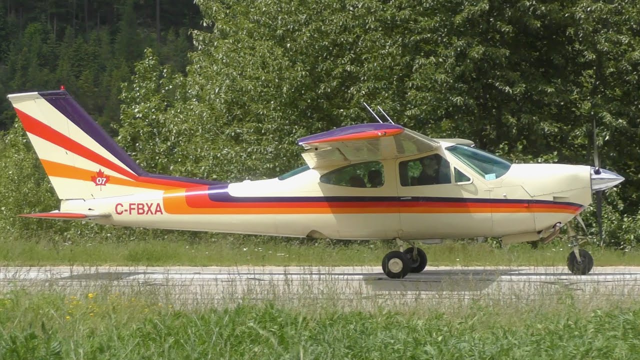 Cessna 177RG Cardinal Takeoff