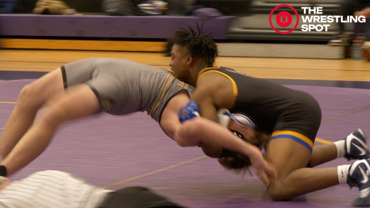 175 - Gavin Cafferkey of Grayslake North [R] v. Aaron Stewart of Warren Township High School [G]