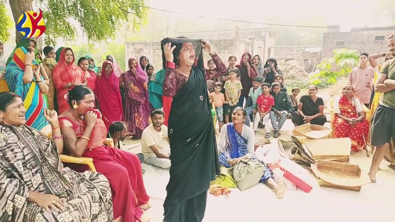 Video मौज-मस्ती के साथ सोहर गीत गांव के लोग खुब पैसे लुटाए lali kinnar team 
