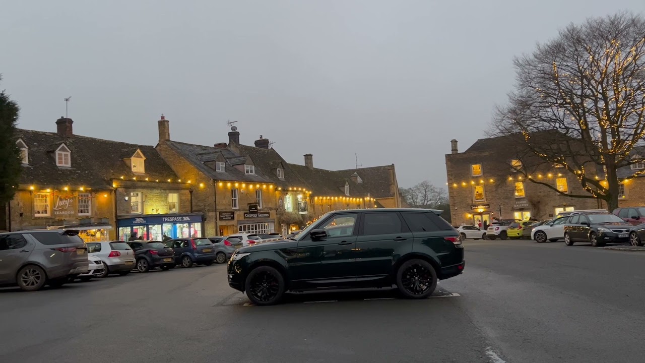 Christmas in the Cotswolds, England - Part 1 - Stow-on-the-Wold, English country village / town