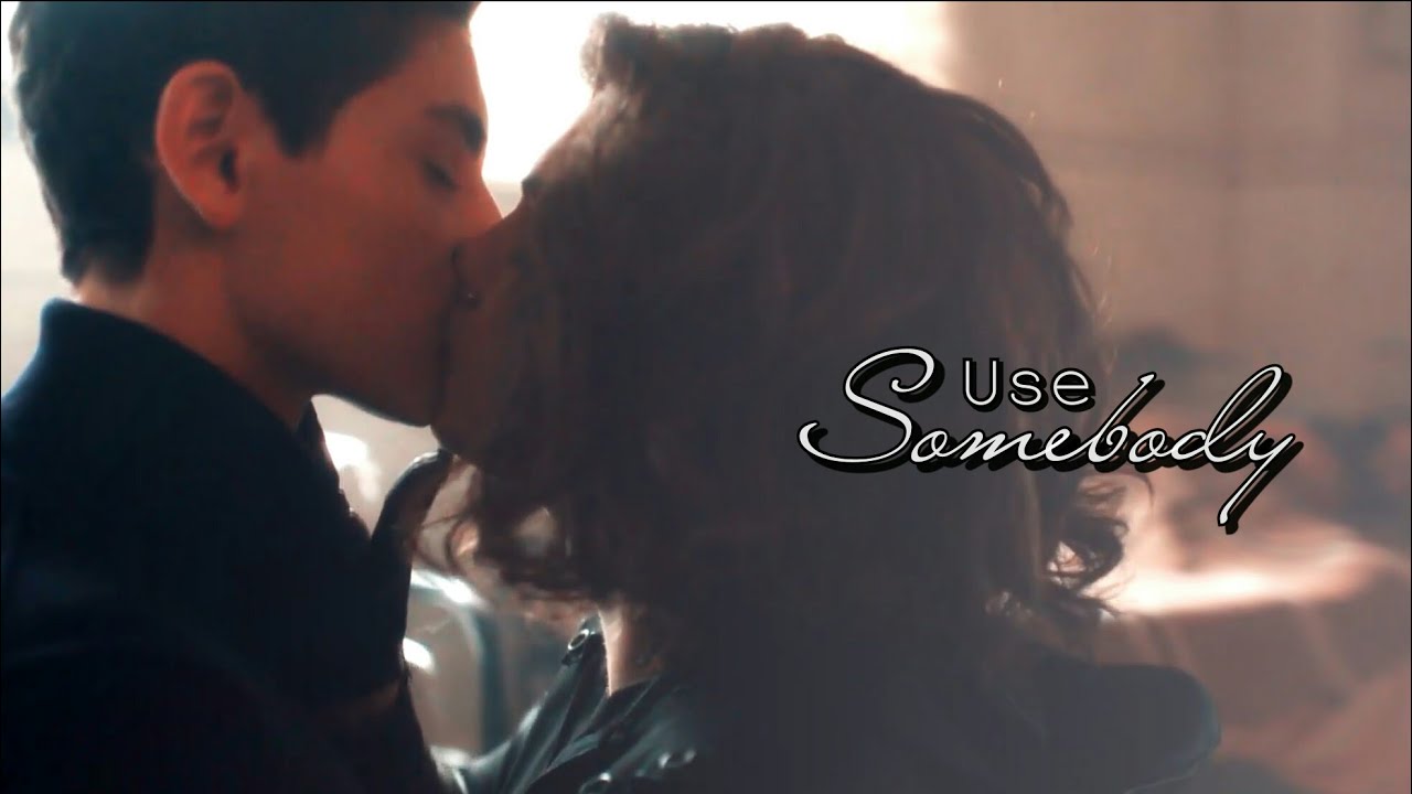 Bruce & Selina (Gotham) || Use Somebody