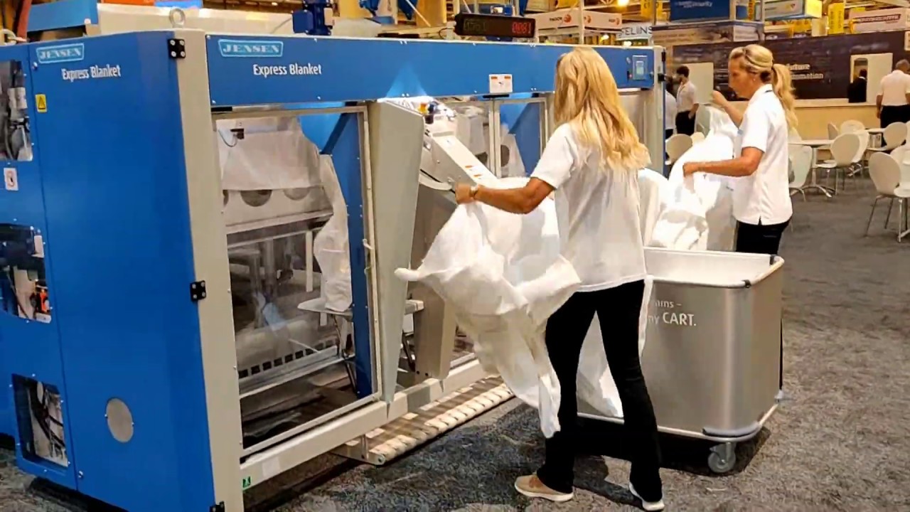 Flying blankets at the Clean Show