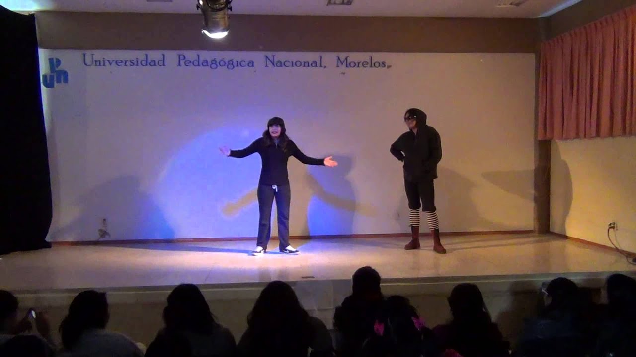 Obra de teatro: Mario y Martha quieren robar.flv