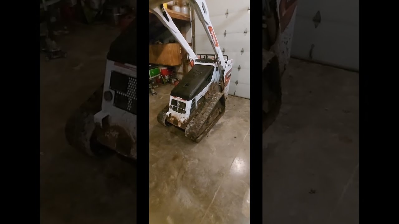 MT 100 bobcat engine oil change