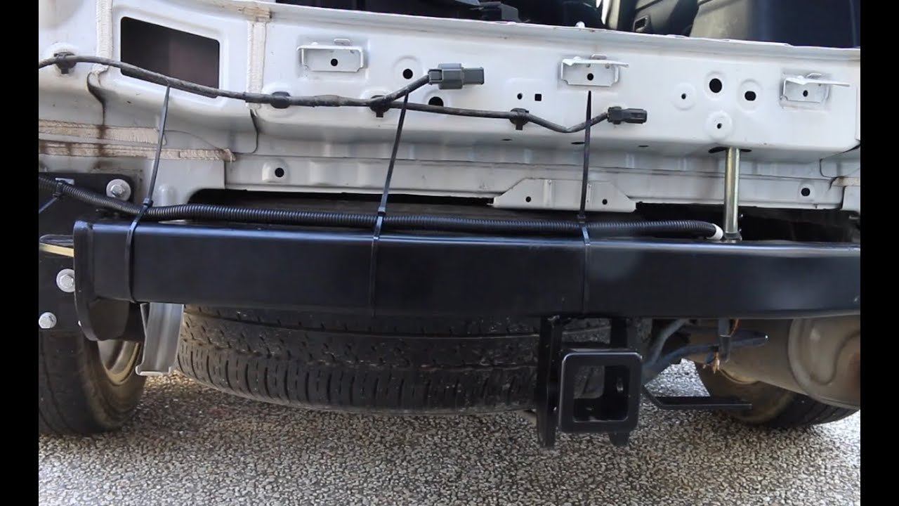 installation outlander towbar 2014