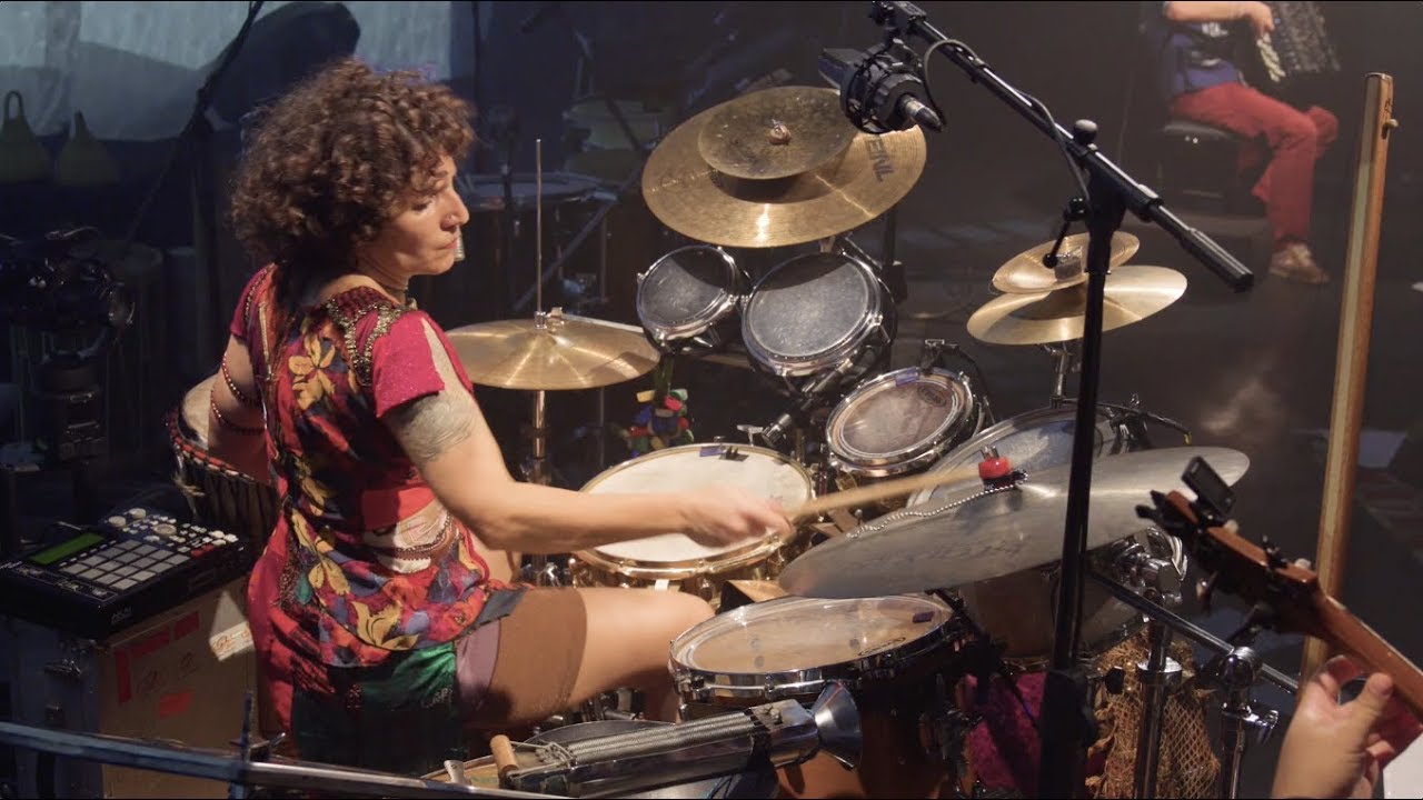 Simone Sou | Imaginaries (Oleg Fateev) | Instrumental Sesc Brasil