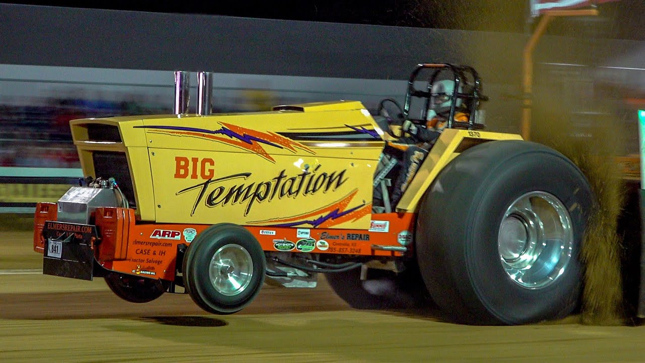 THE Pullers Championship 2025! Light Super Stock Tractor Pulling! (Friday) The Track at Holzhauers! 