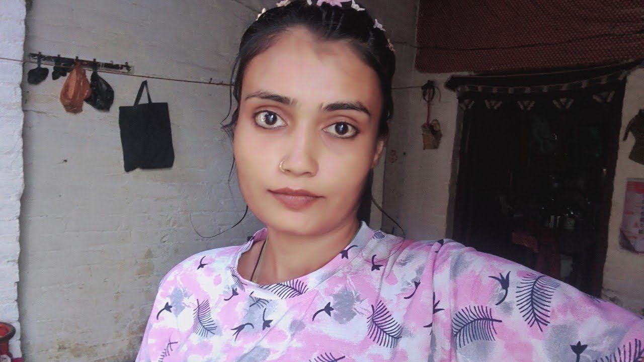 घर में काम बहुत हो रहे है परेशान हो गई हूं 