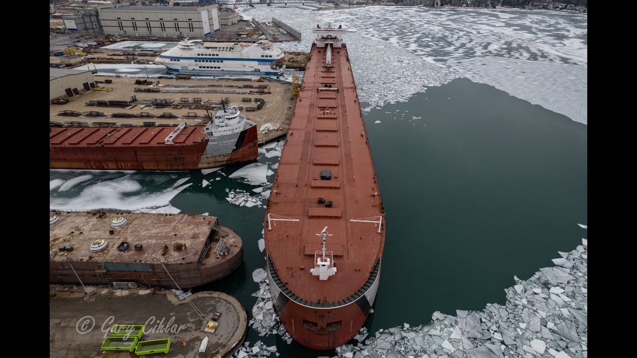 Edwin H. Gott, going in for layup at Bay Shipbuilding in Sturgeon Bay. Jan.1,2023