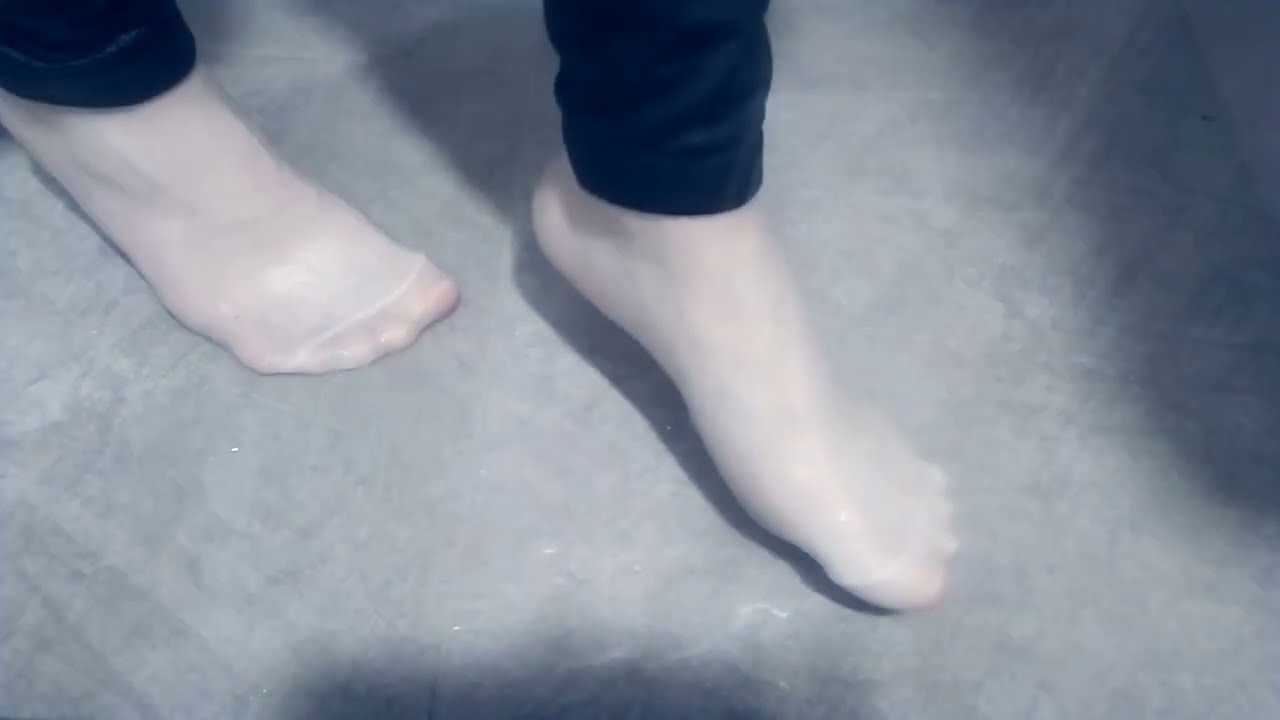 WET White Socks ASMR | Pure Water Sounds No Talking - Surprise Ending! #asmr #shower #socks #feet