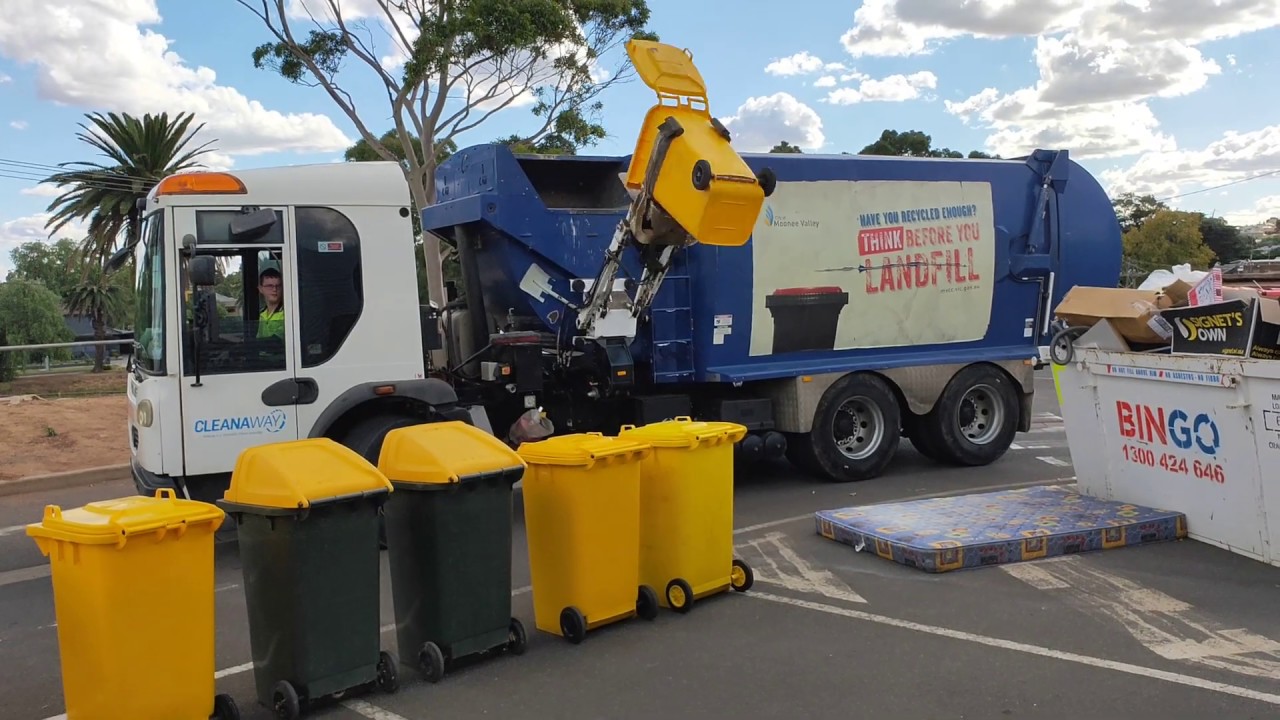 Cleanaway #SL00878 Moonee Valley Recycling