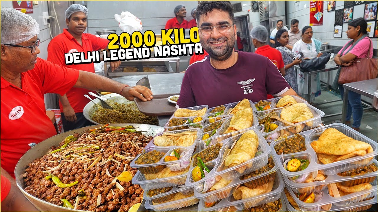 1950 se Delhi Street Food ka LEGEND NASHTA 😍 Sita Ram Diwan Chand Paneer Wale Chole Bhature & more
