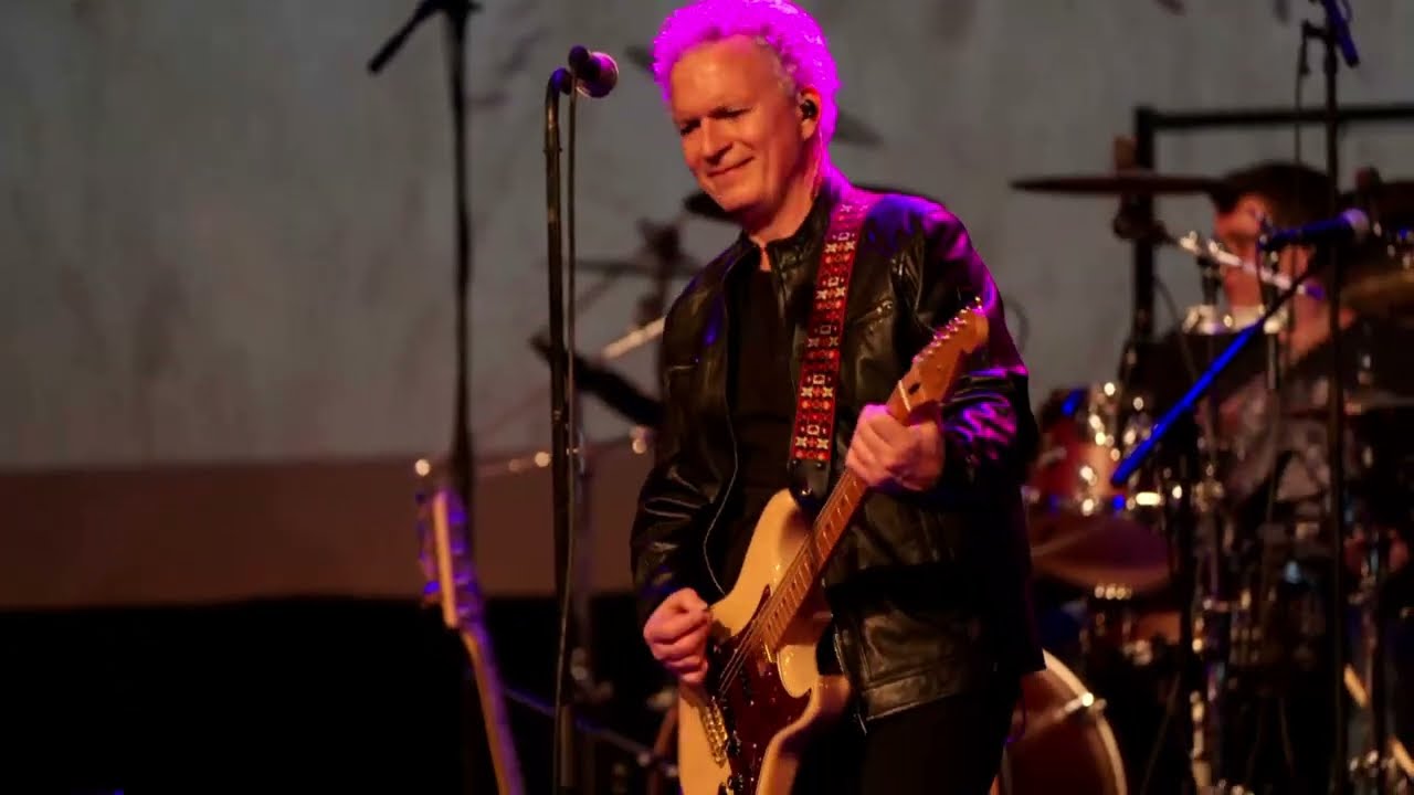 Shut up and kiss her, live at Orpheum Vienna 2025