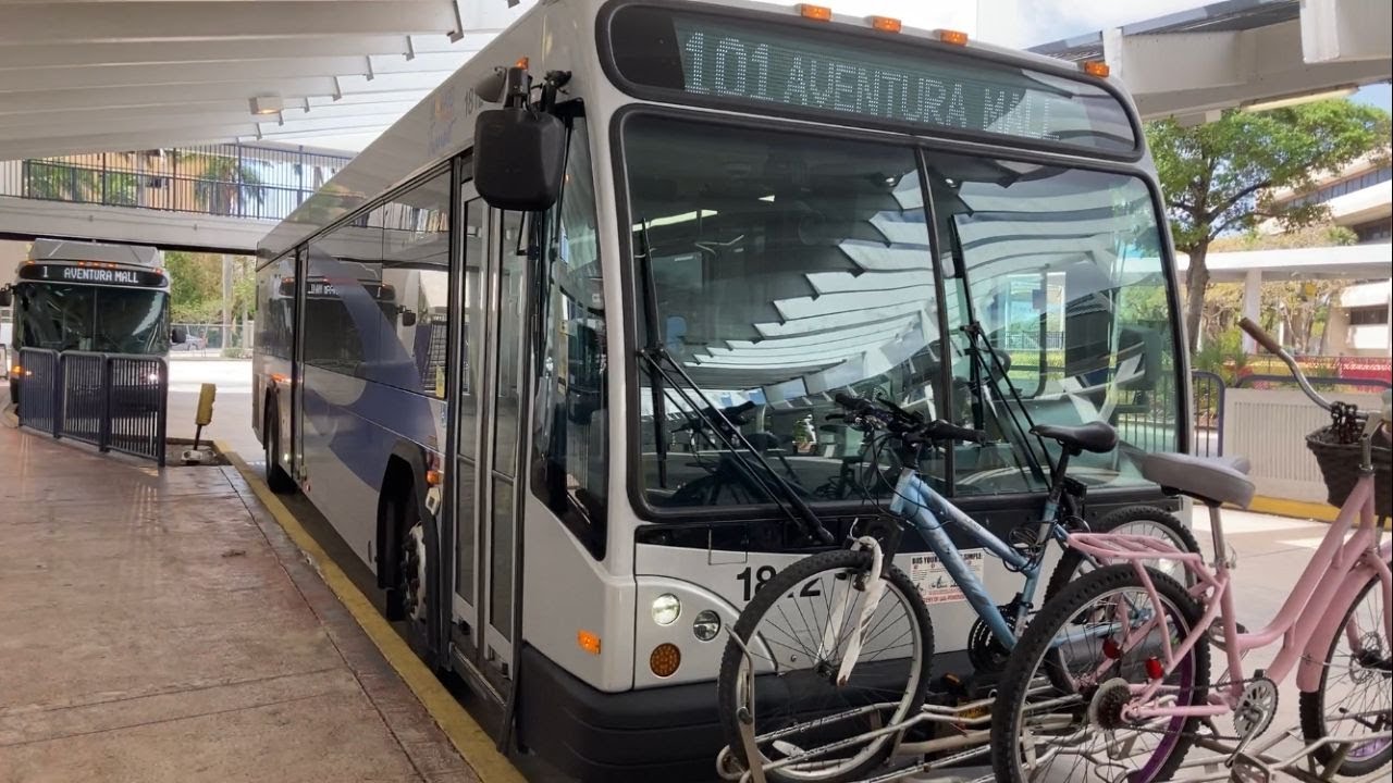 Riding Broward County Transit Bus 101, Broward Central Terminal to Aventura Mall, Gillig BRT 40'