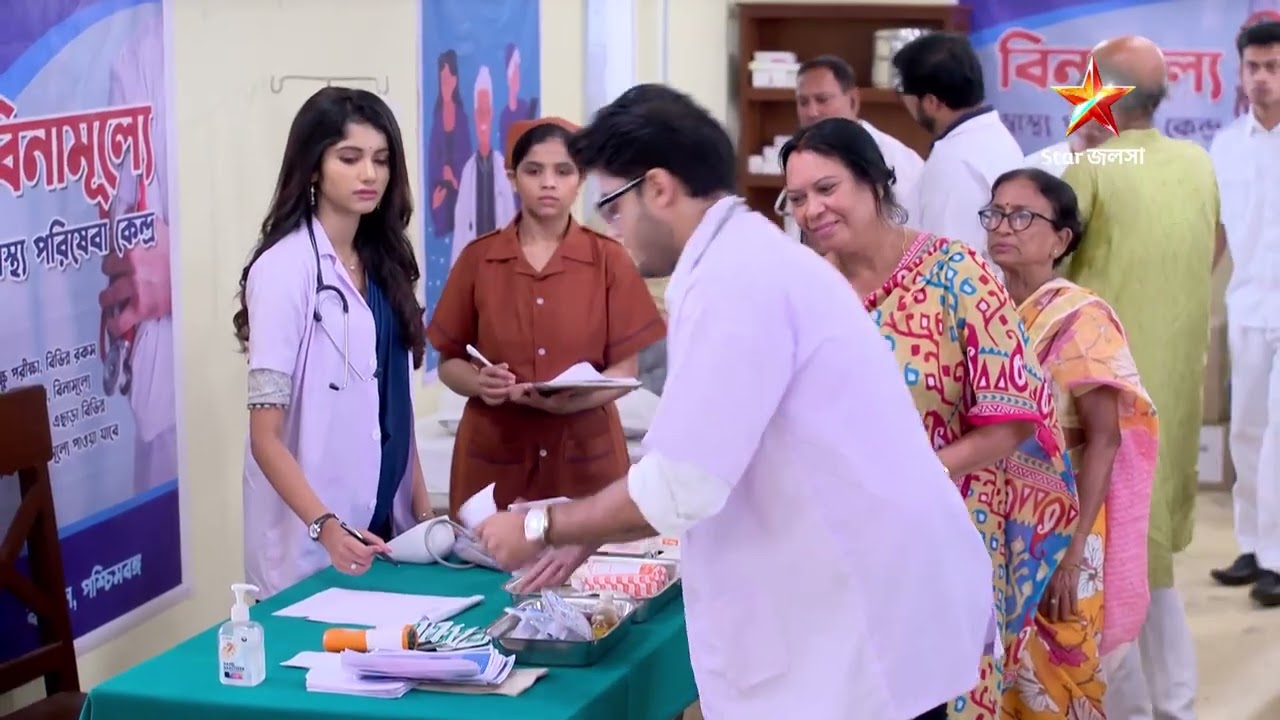 সাধারণ মানুষের জন্য রাণী-দুর্জয়ের ফ্রি মেডিক্যাল ক্যাম্প।