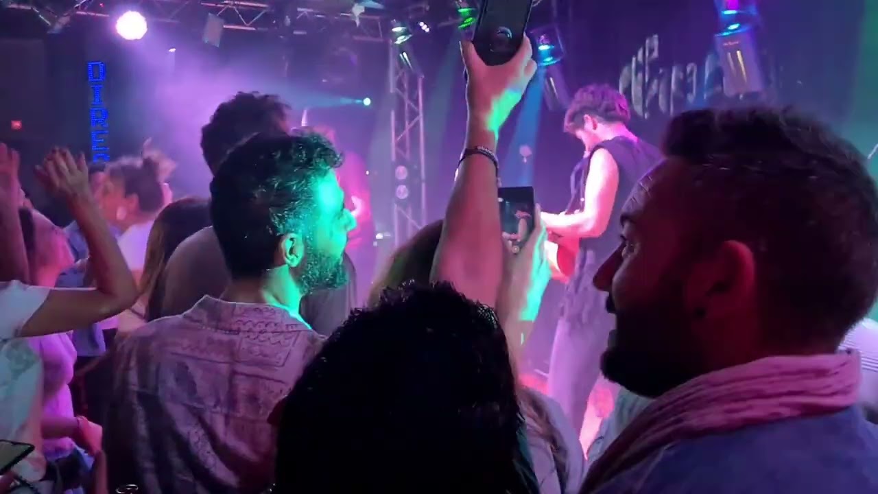 SILOÉ - Todos los besos (Sala Directo Cuenca, 07-10-2023)