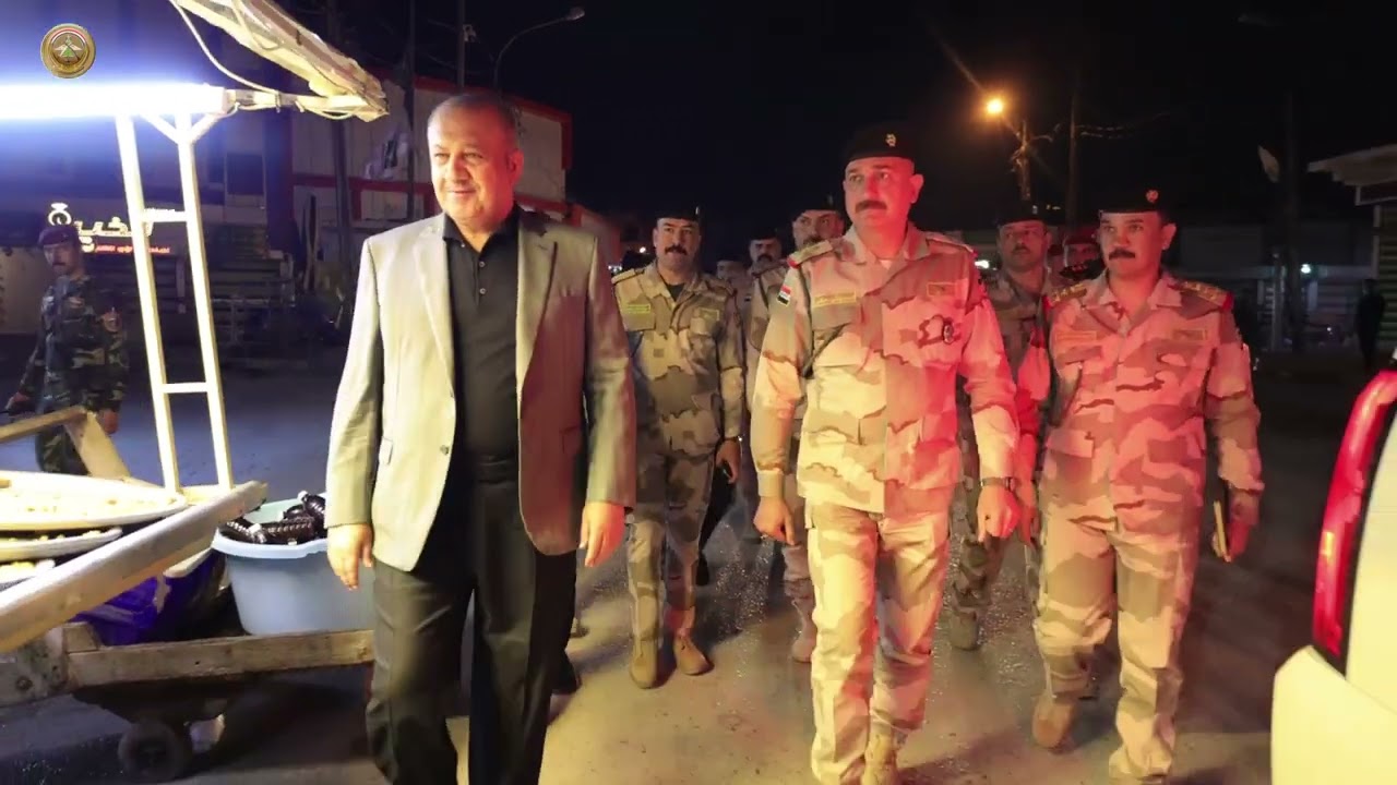 السيد وزير الدفاع يتفقد قاطع مسؤولية الفوج (3) للواء المشاة (25) في فرقة المشاة السابعة عشرة